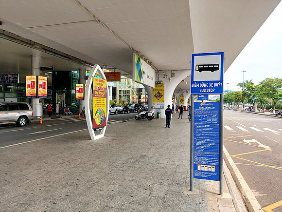 20240409_095112-bus-stop