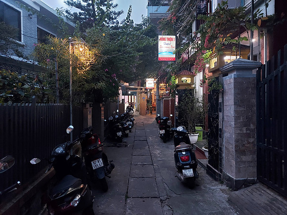20220623_183615-hong-thien-1-hotel-alley