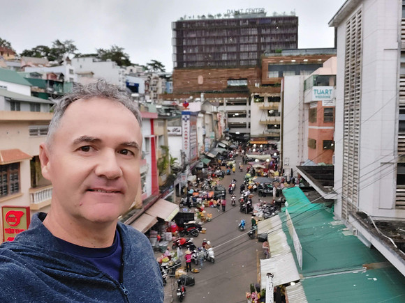 20201219_165429-james-hk-stairs
