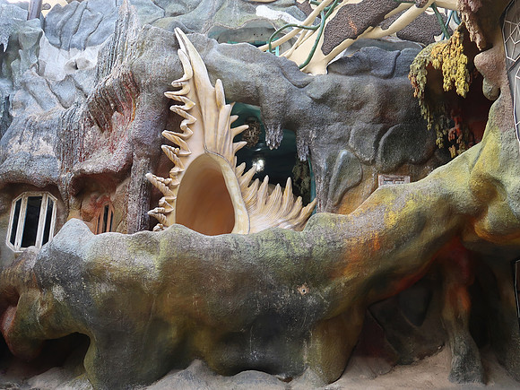 IMG_6242-conch-shell-entrance