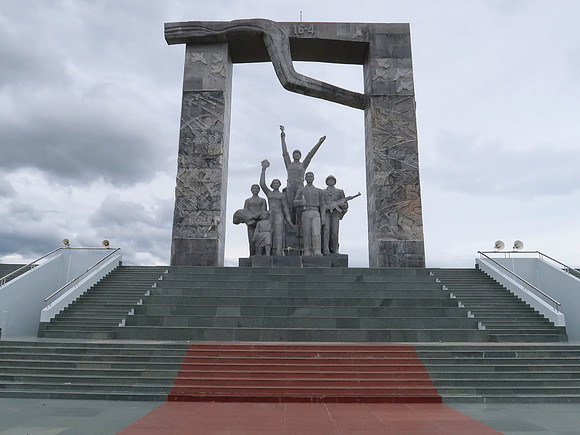 IMG_6330-victory-monument