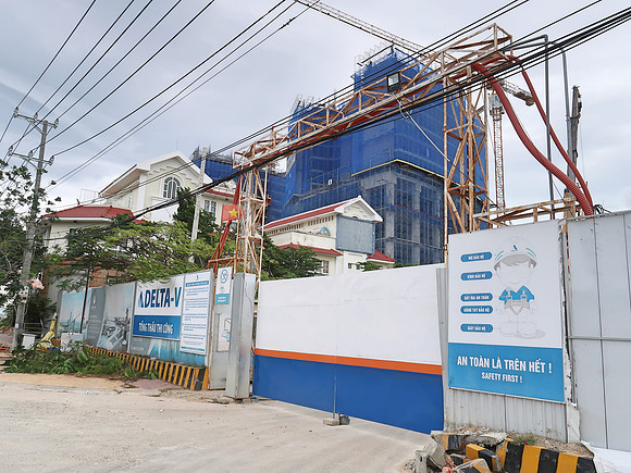 IMG_6482-sunbay-construction-entrance