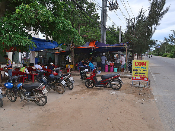 IMG_6504-com-binh-dan