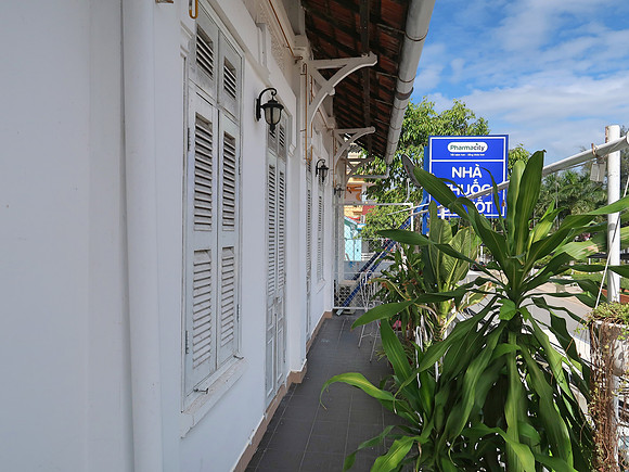 IMG_6573-tay-ho-balcony