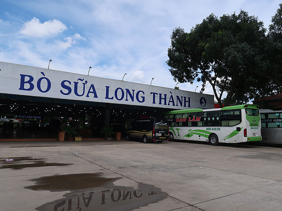 IMG_3029-long-thanh-bus-stop