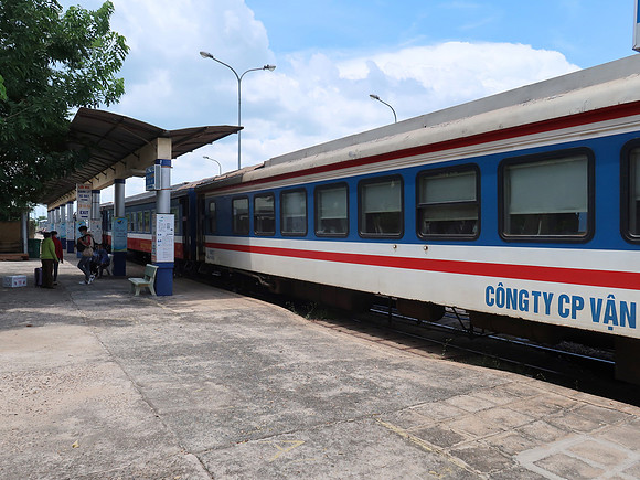 IMG_3485-train-at-phan-thiet