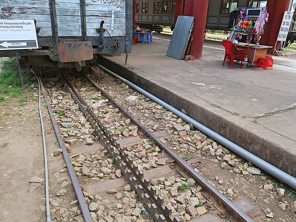 IMG_6039-dalat-cog-rail