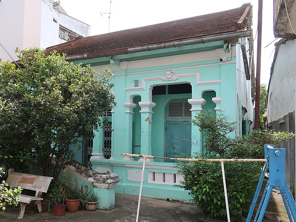 IMG_6792-old-house
