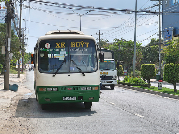 IMG_6915-rach-gia-chao-doc-bus
