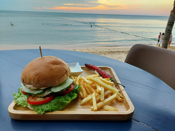 20210110_174309-sunset-burger