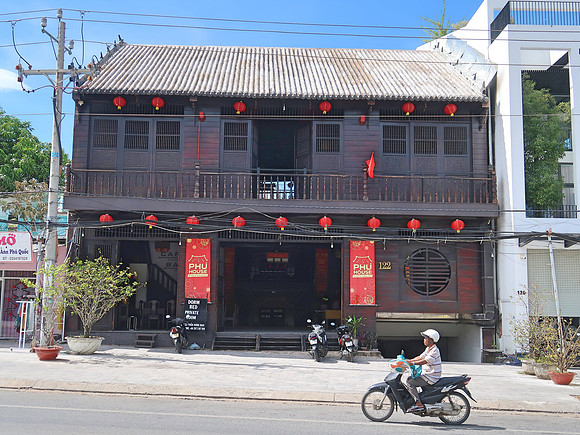 IMG_7411-phu-house