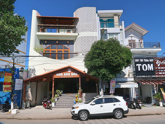 IMG_7449-hoa-anh-dao-coffee