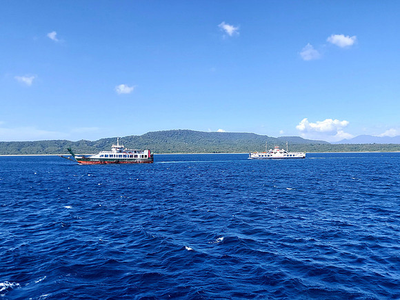 20240504_150838-ferries-in-bali-strait