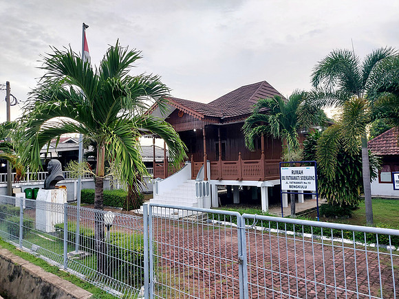 20240424_174004-fatmawati-house