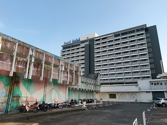 20220126_172601-pearl-bowl-and-hotel