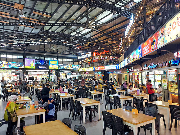20240419_173953-nagoya-food-court