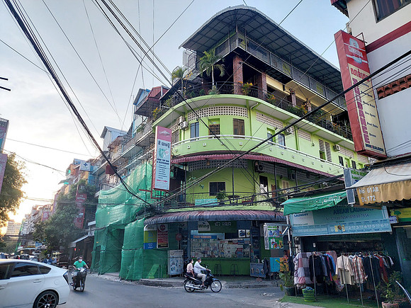20220102_171615-bamboo-house