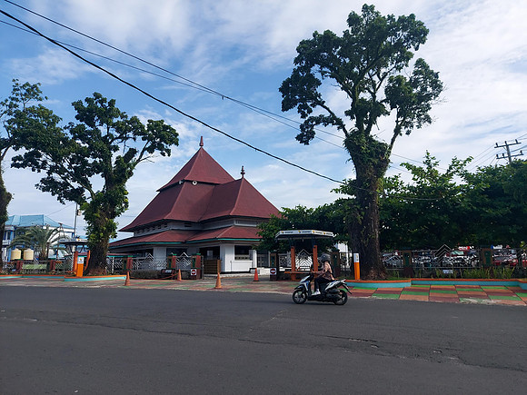 20240425_080407-masjid-jamik-bengkulu