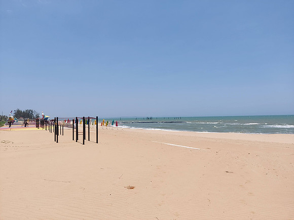 20220419_114116-bikini-beach