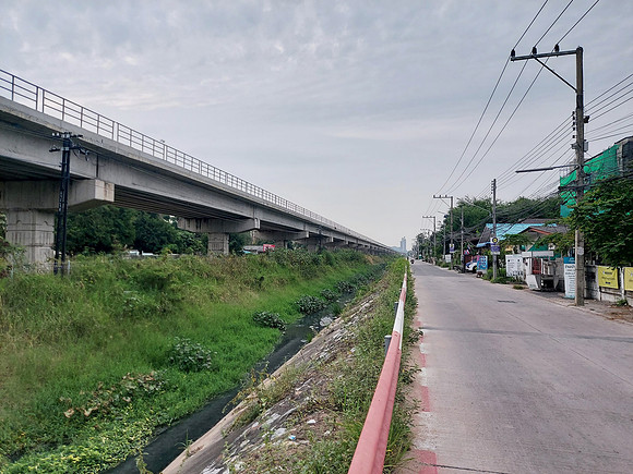 20220318_083504-prapokklao-road