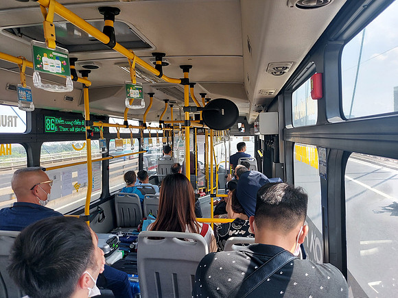 20220628_142837-hanoi-airport-bus