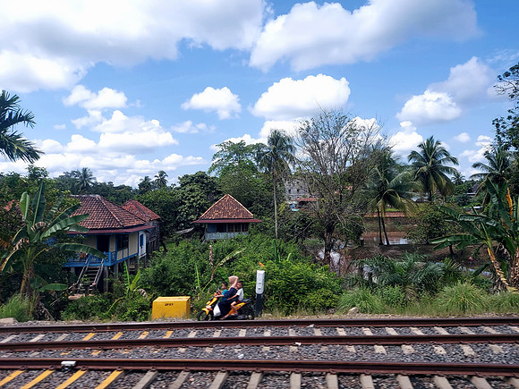 20240422_111534-village