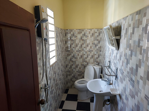 20220112_143238-marany-bathroom