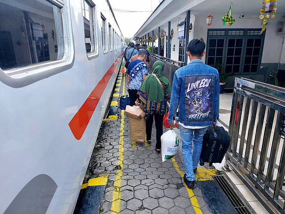 20240422_154456-lubuk-linggau-platform