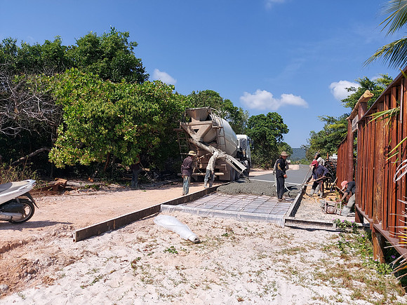 20220110_135530-concreting-new-road