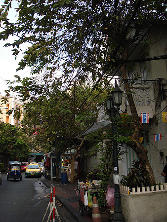 Th Rambutri Banglamphu, Bangkok - Thailand.