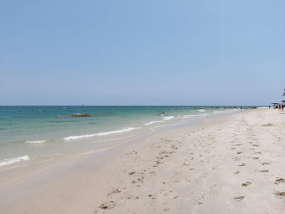 20220317_124343-hua-hin-beach