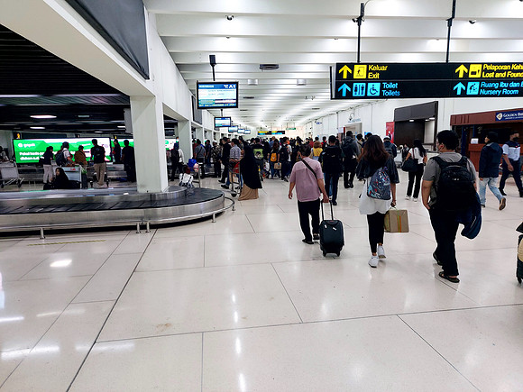20240426_141511-baggage-claim