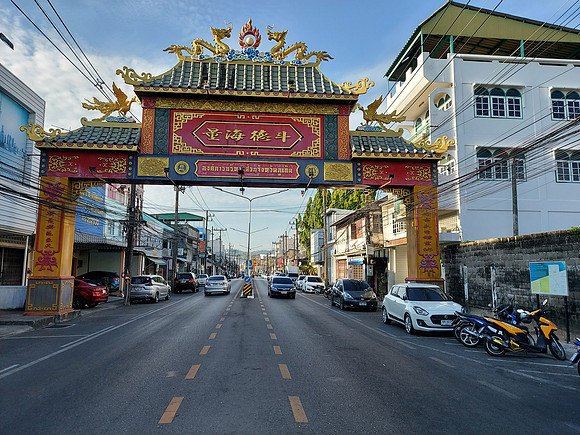 20220126_170337-phuket-rd-chinese-arch