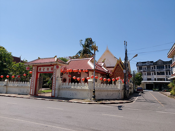 20220226_115402-chinese-temple