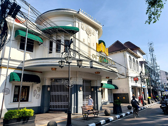 20240428_082730-bandung-story