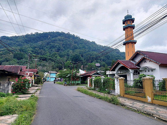 20240423_115905-walk-to-bukit-sulap