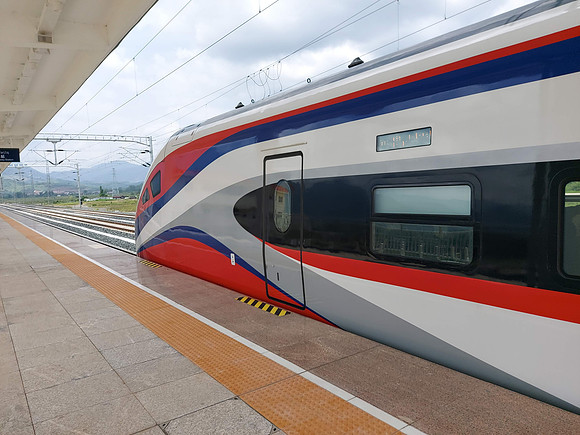 20220527_103222-train-at-muang-xai