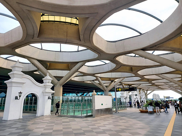 20240430_131923-outside-departures
