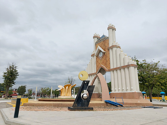 20220221_103447-khon-kaen-city-clock-tower
