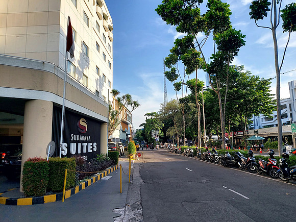 20240503_160943-surabaya-suites
