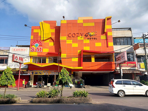 20240422_161704-cozy-style-hotel