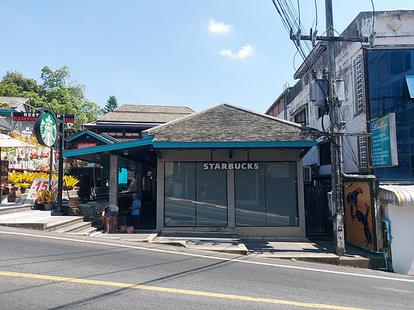 20220127_124900-closed-starbucks