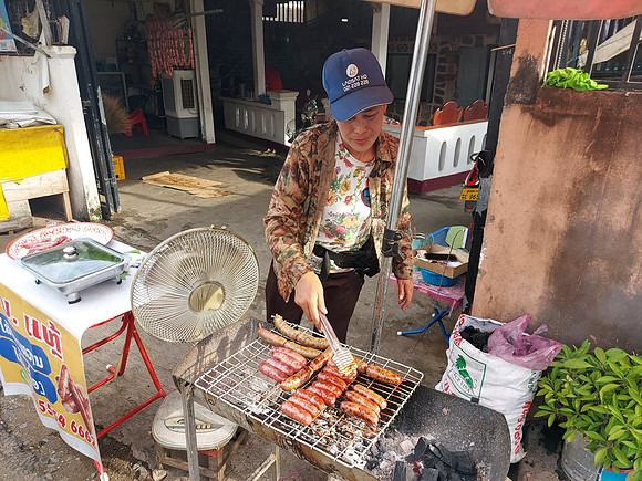 20220520_164403-street-sausage