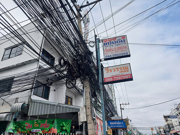 20220221_152607-wires