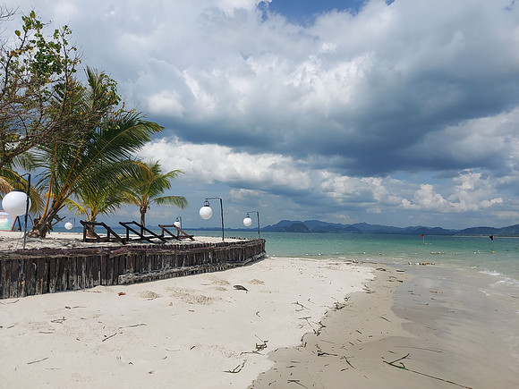 20220208_143753-pearl-beach