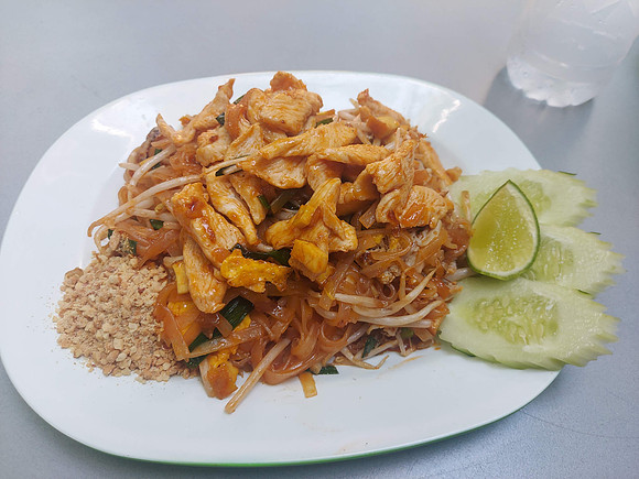 20220129_123819-pad-thai-80-baht