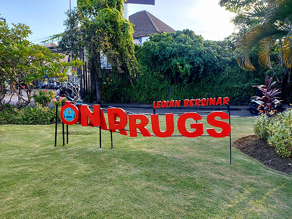 20240508_165015-on-drugs