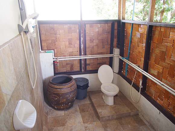 PC058979-mut-mee-bathroom