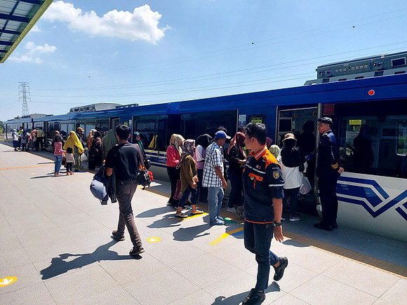 20240513_132340-boarding-at-mandai