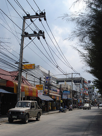 Chonwithee Road, Nathon, Koh Samui - Thailand.